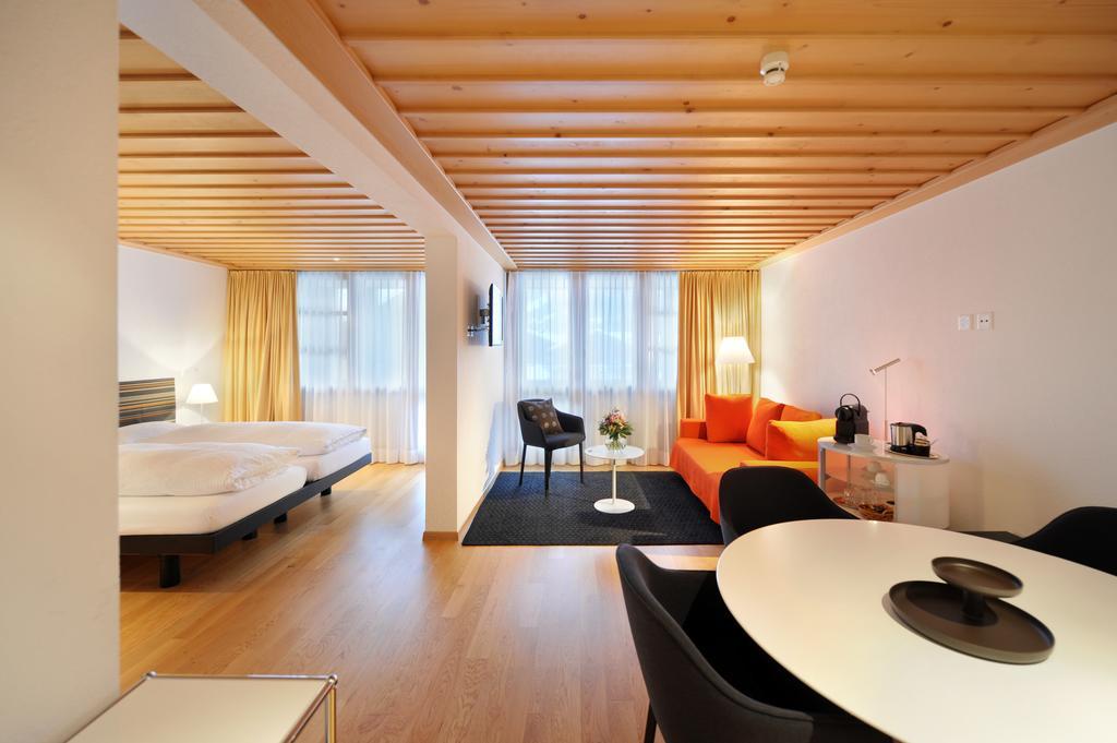 Hotel Krone Lenk im Simmental Zimmer foto